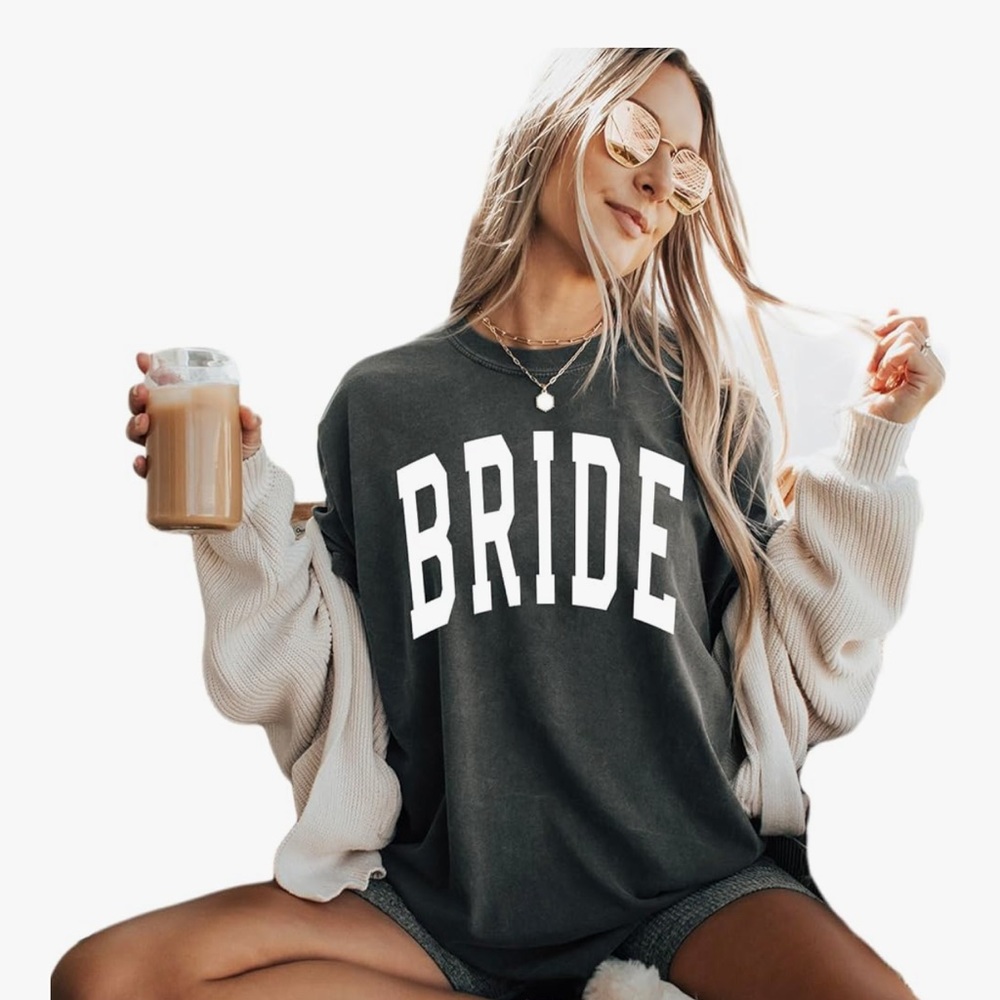 Comfort Colors Black 'Bride' Short Sleeve Tee